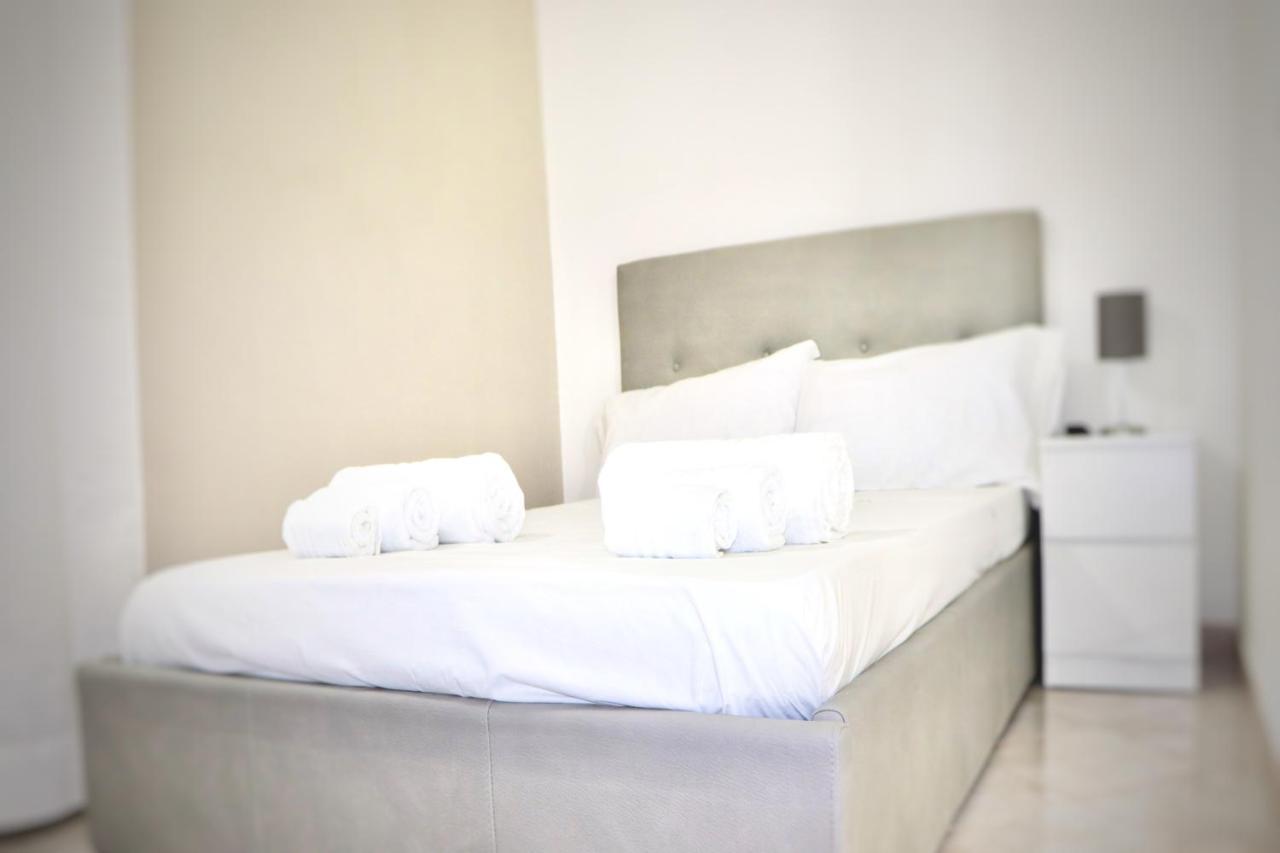 House Relax Apartment Centro Di Napoli Eksteriør billede