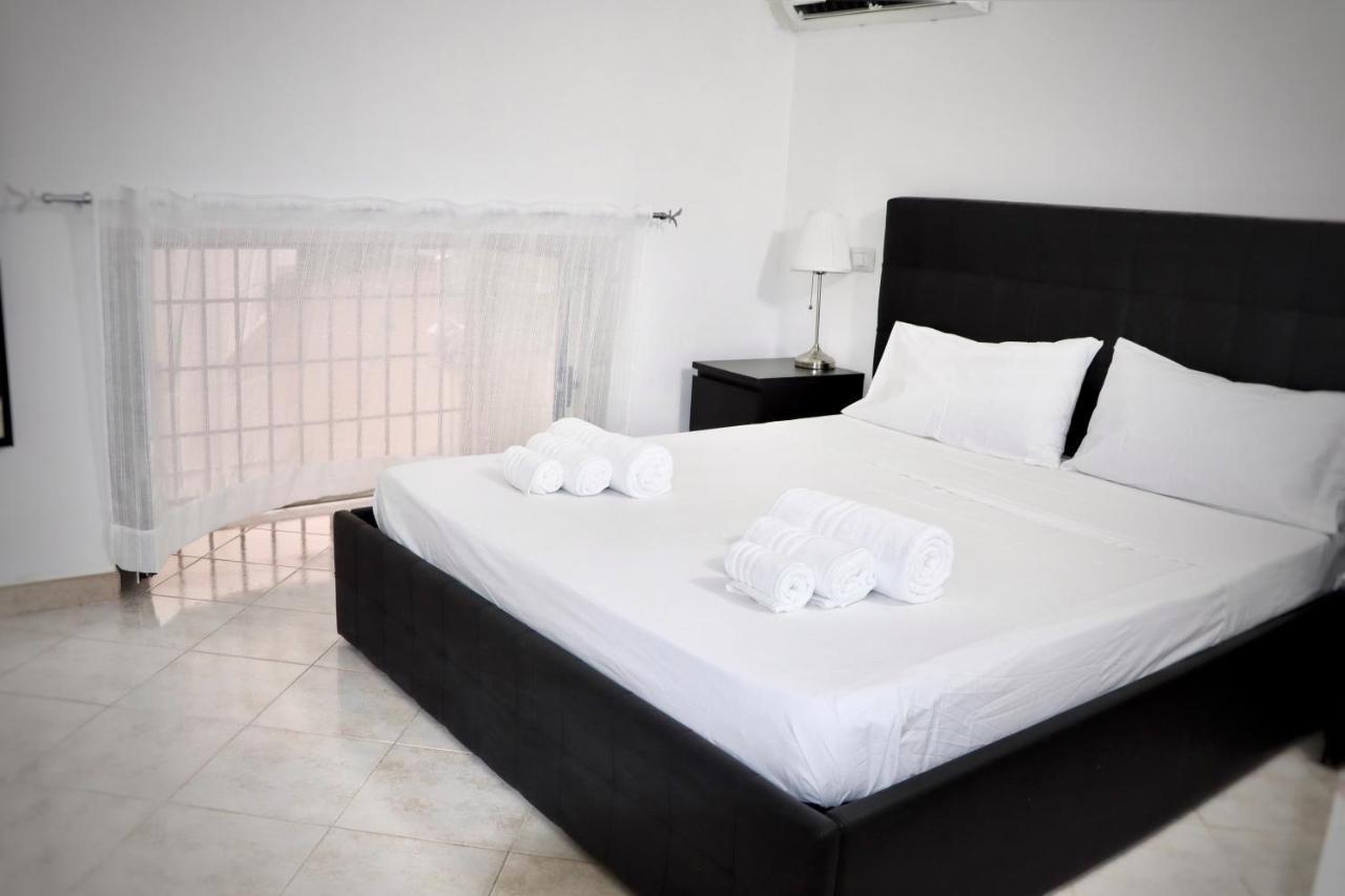 House Relax Apartment Centro Di Napoli Eksteriør billede